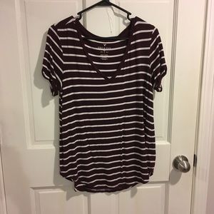 American Eagle Soft and Sexy T, size Medium
